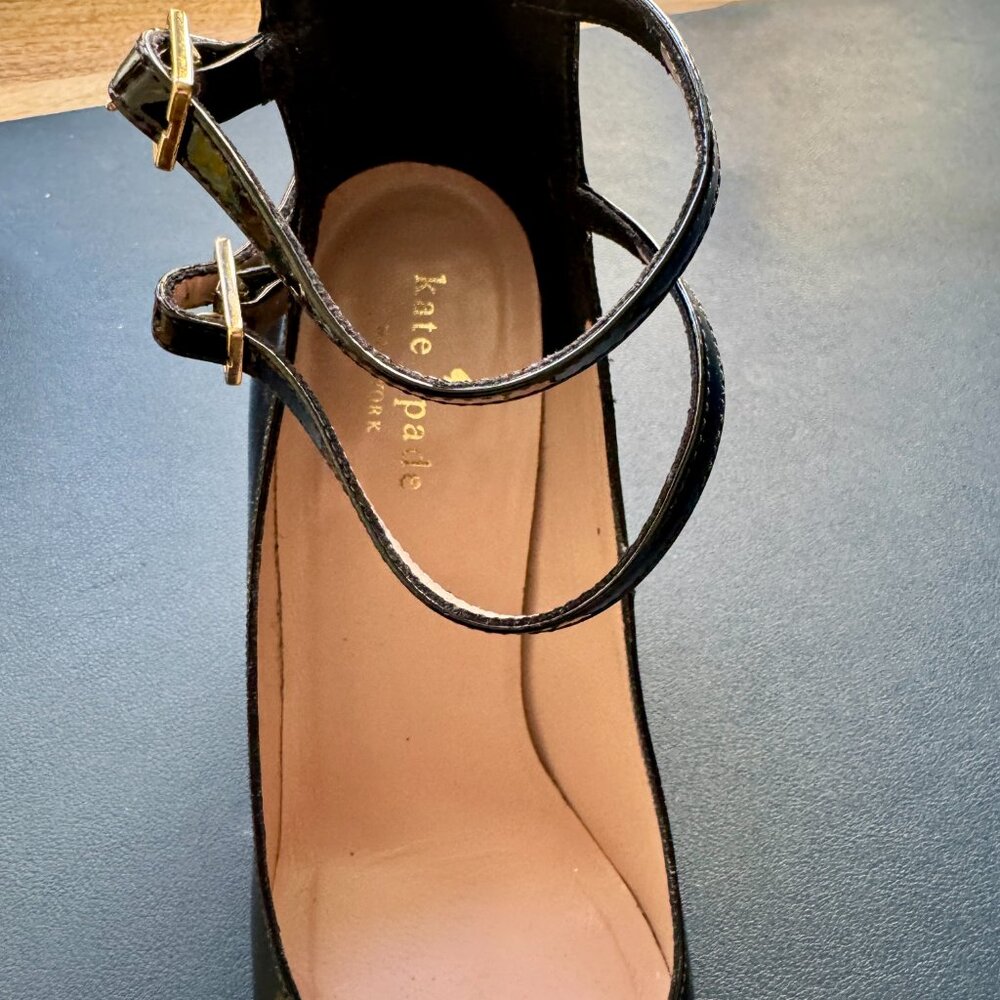 Sexy Kate Spade Black Patent Heels- size 7.5 - Picture 5 of 7
